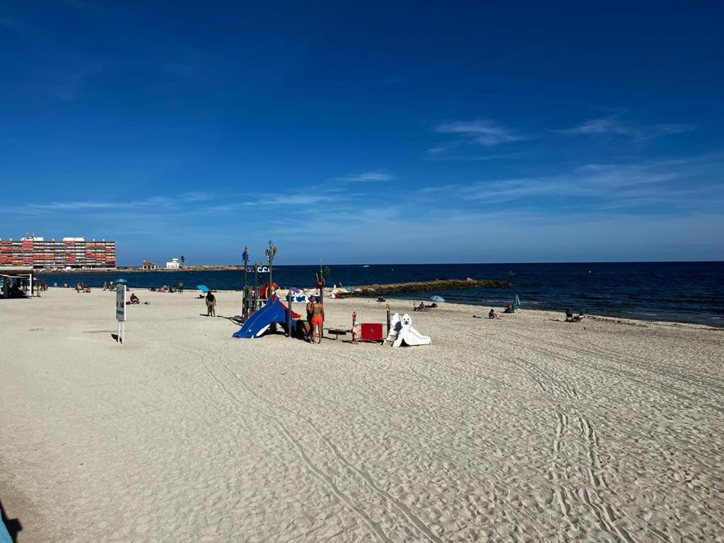 Pmt19 - Los Locos 19 - Edificio Orbiplaya Torrevieja Kültér fotó